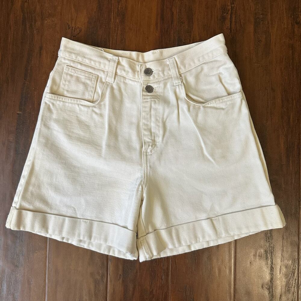 VTG NO BOUNDARIES Jean Shorts White Denim Skater Cuffed Mom Jorts